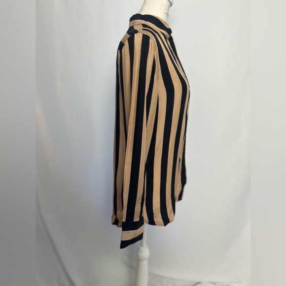 NWOT / Classic-fit cupro-blend shirt in stripe - Picture 3 of 5